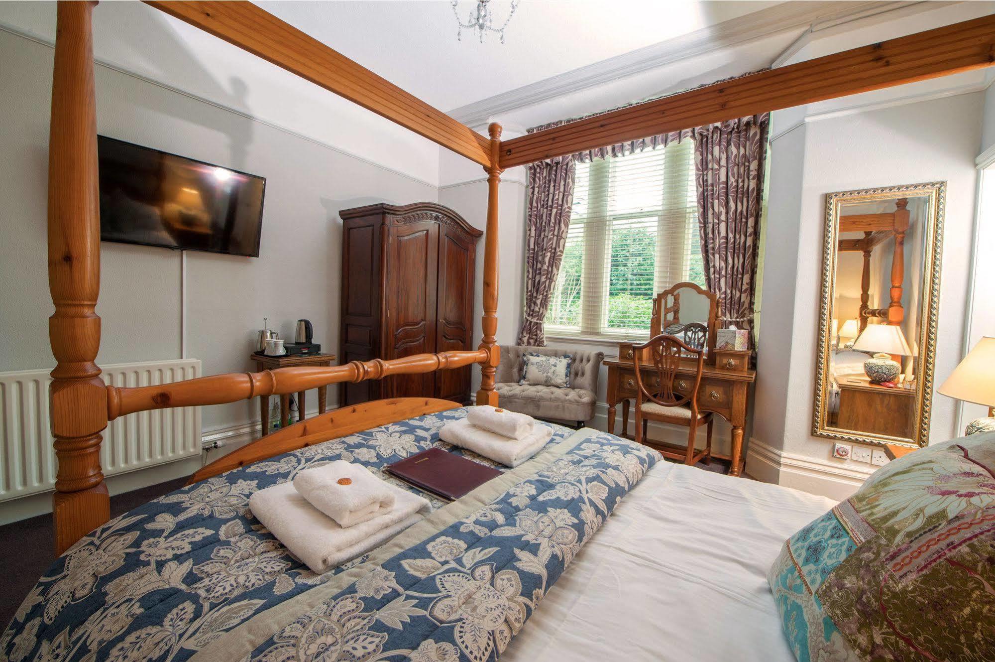 Chestnuts Guest House (Adults Only) Уиндермир Экстерьер фото
