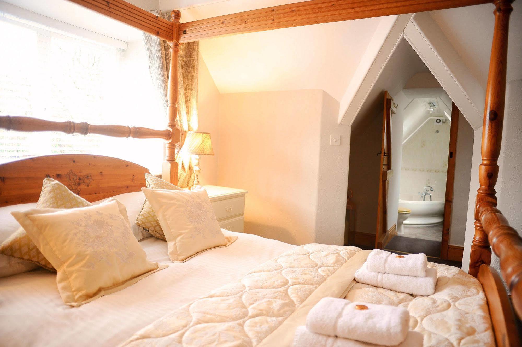 Chestnuts Guest House (Adults Only) Уиндермир Экстерьер фото