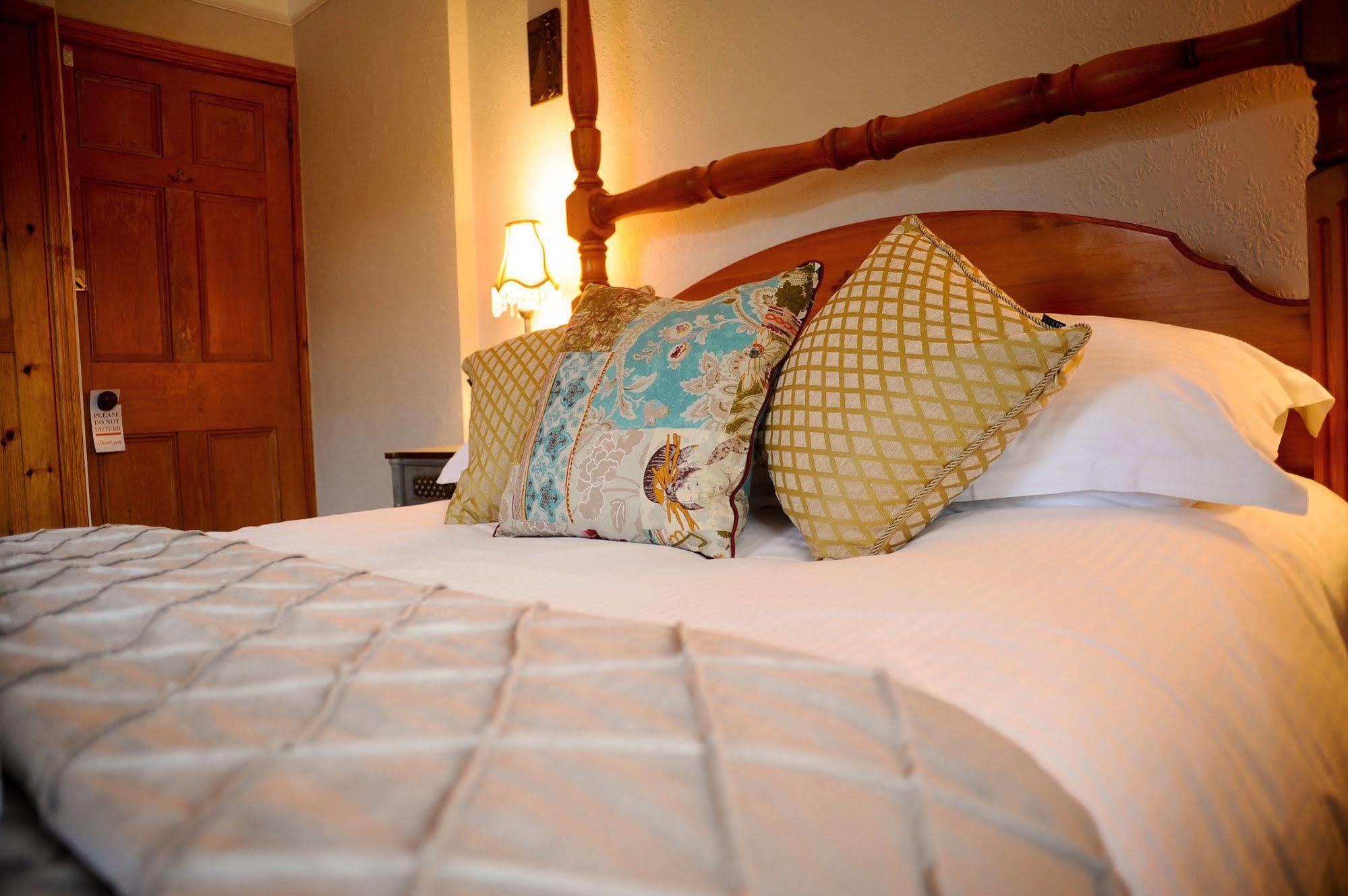 Chestnuts Guest House (Adults Only) Уиндермир Экстерьер фото