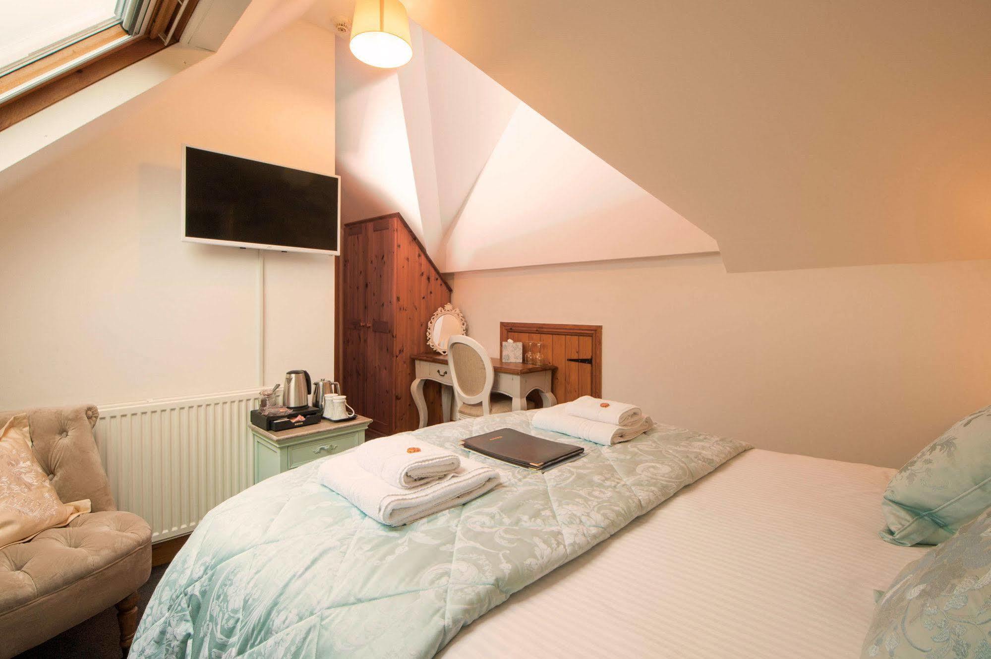 Chestnuts Guest House (Adults Only) Уиндермир Экстерьер фото